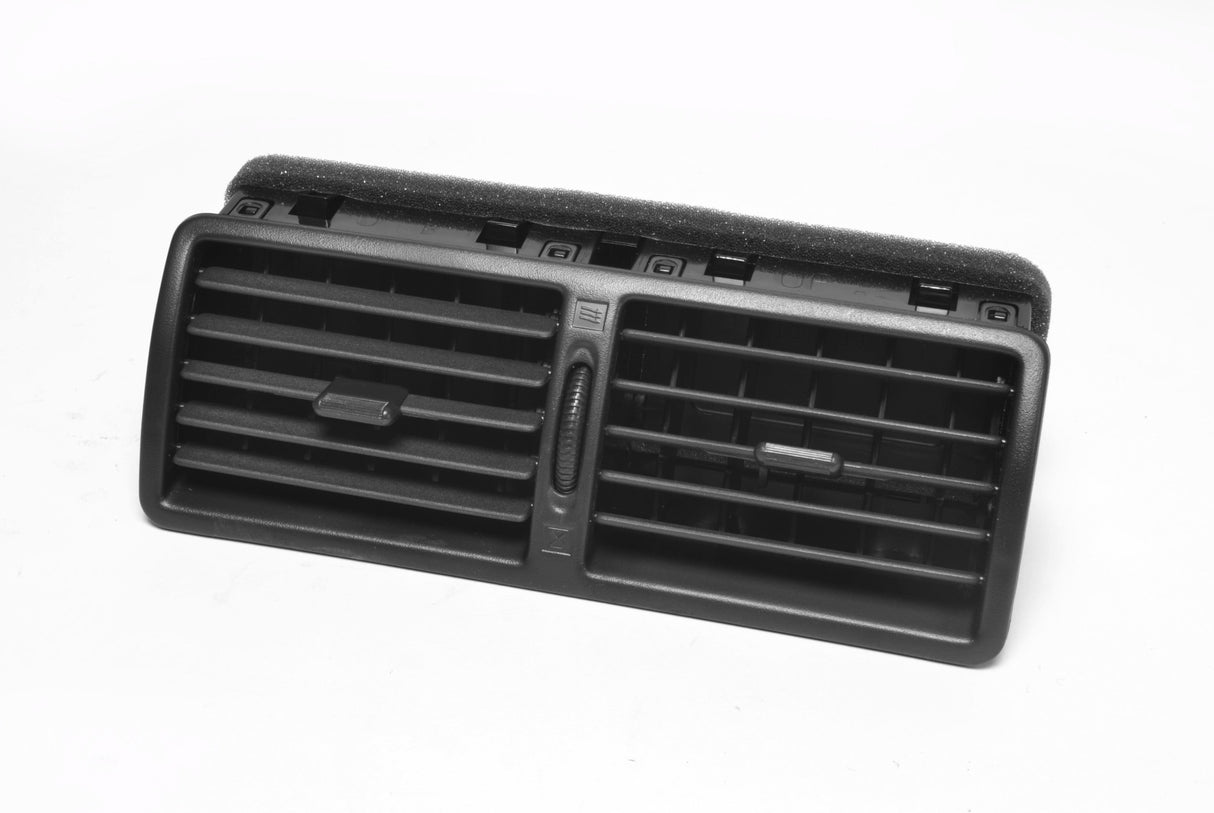 GENUINE NISSAN CENTRE AIR CON VENT - R32 SKYLINE **NEW**